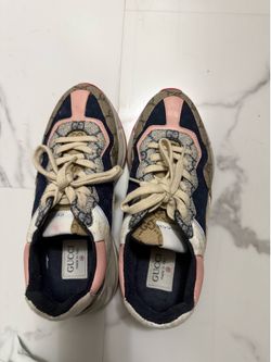Gucci women’s size 8