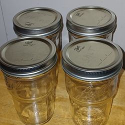9 Storage Jar 