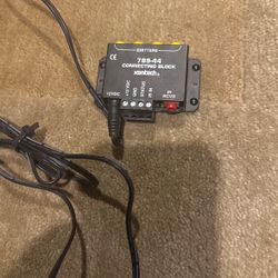 Xantech 78944 Four Way Signal Splitter