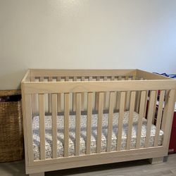 Wooden Crib 