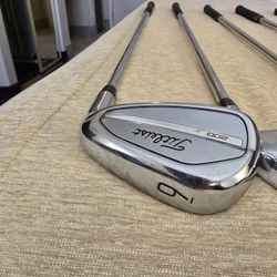 2023 Titleist T200 Iron Set