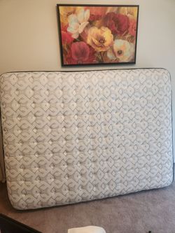 Sealy Posturepedic queen-size mattress