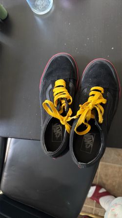 Boys/Men’s Vans Shoes Black