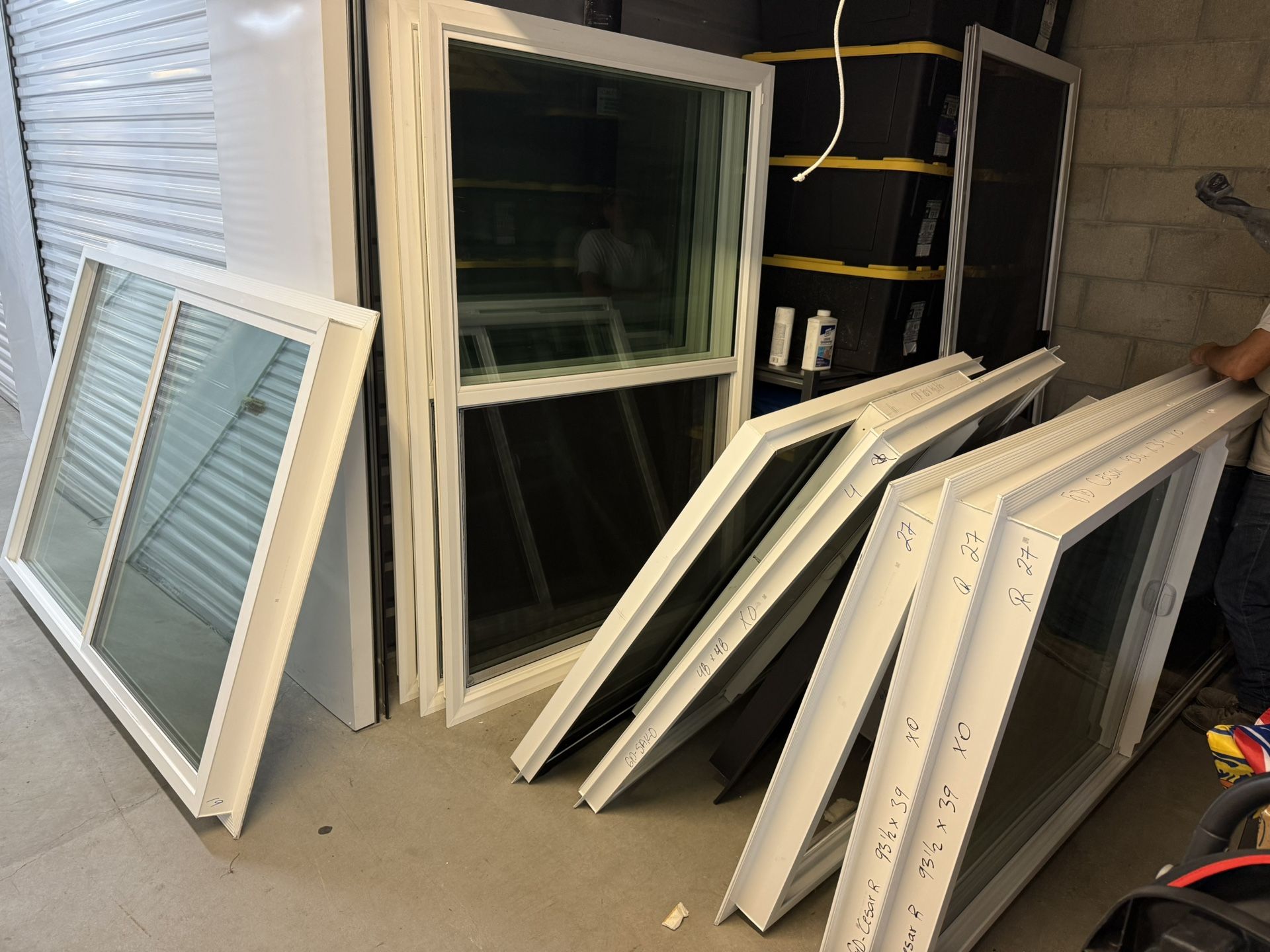 Ventanas Nuevas Vinyl