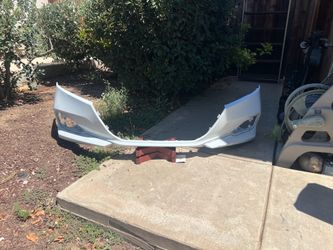 2021 2022 HONDA ACCORD FRONT BUMPER COVER White(damaged) see photo