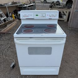 GE White Electric 220 Plug Stove For Sale $60 Or Best Offer
