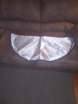 Nice  Blue  and Gray Christmas  Tree Skirt