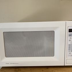 Amana Radarange Microwave 