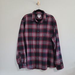 Amazon Essentials | Men's Long-Sleeve Flannel Shirt in Black Burgundy Plaid