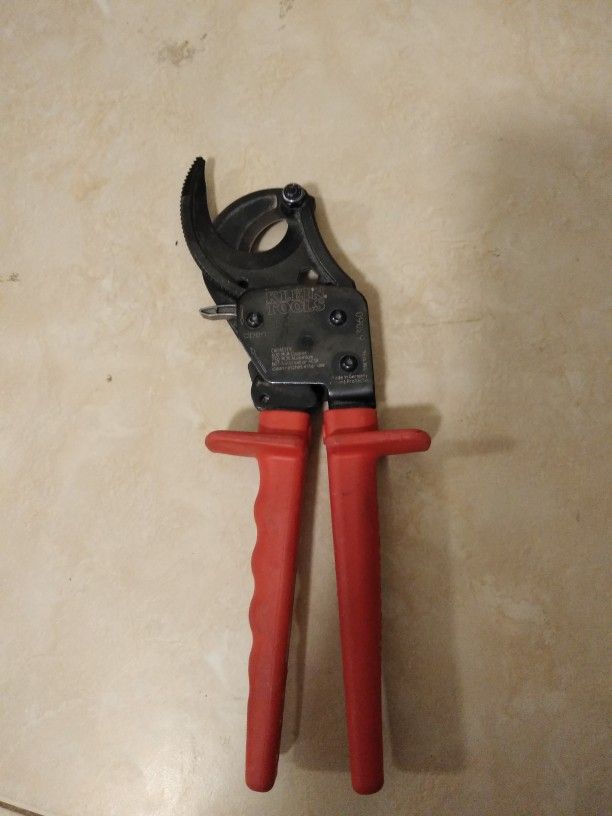 Klein Wire Cutter Ratchet 63060