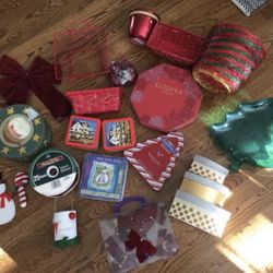 HUGE LOT CHRISTMAS DECORATIONS BASKETS COOKIE OR CANDY TRAY & TINS RIBBONS BOWS HOLIDAY POTPOURRI XMAS BOXES