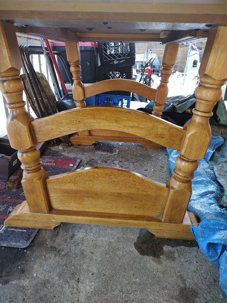 Ethan Allen Dining Table