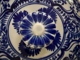 Vintage Blue and White Floral Ceramic Lid / Hutch Shelf Decor  - 10” diameter   Elegant ceramic lid with a classic blue and white floral pattern. This