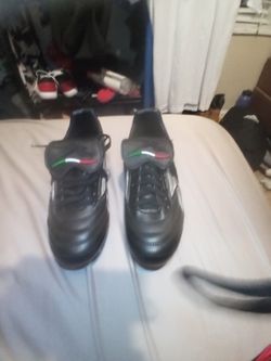 Leather Concord Soccer Cleats