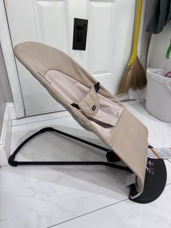 Babybjorn baby bouncer