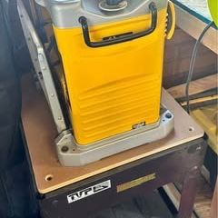 Planer 12-1/2" Dewalt dw734