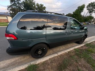 Toyota sienna