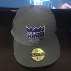Sacramento Kings hat size 7 1/8