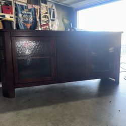 TV Stand 
