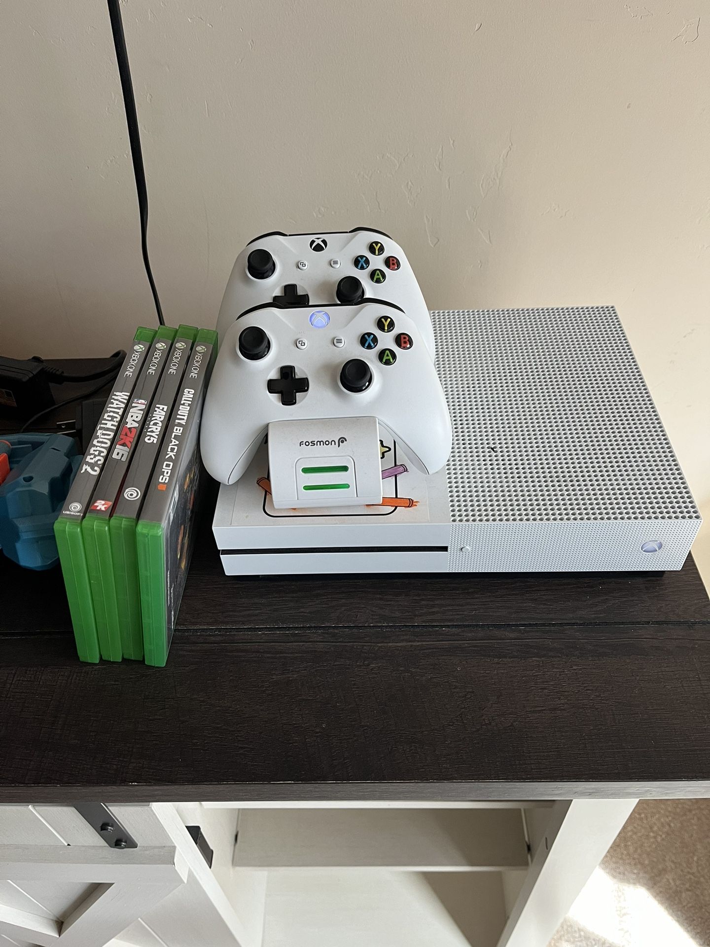 Xbox One S