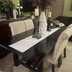 Dining Table Set