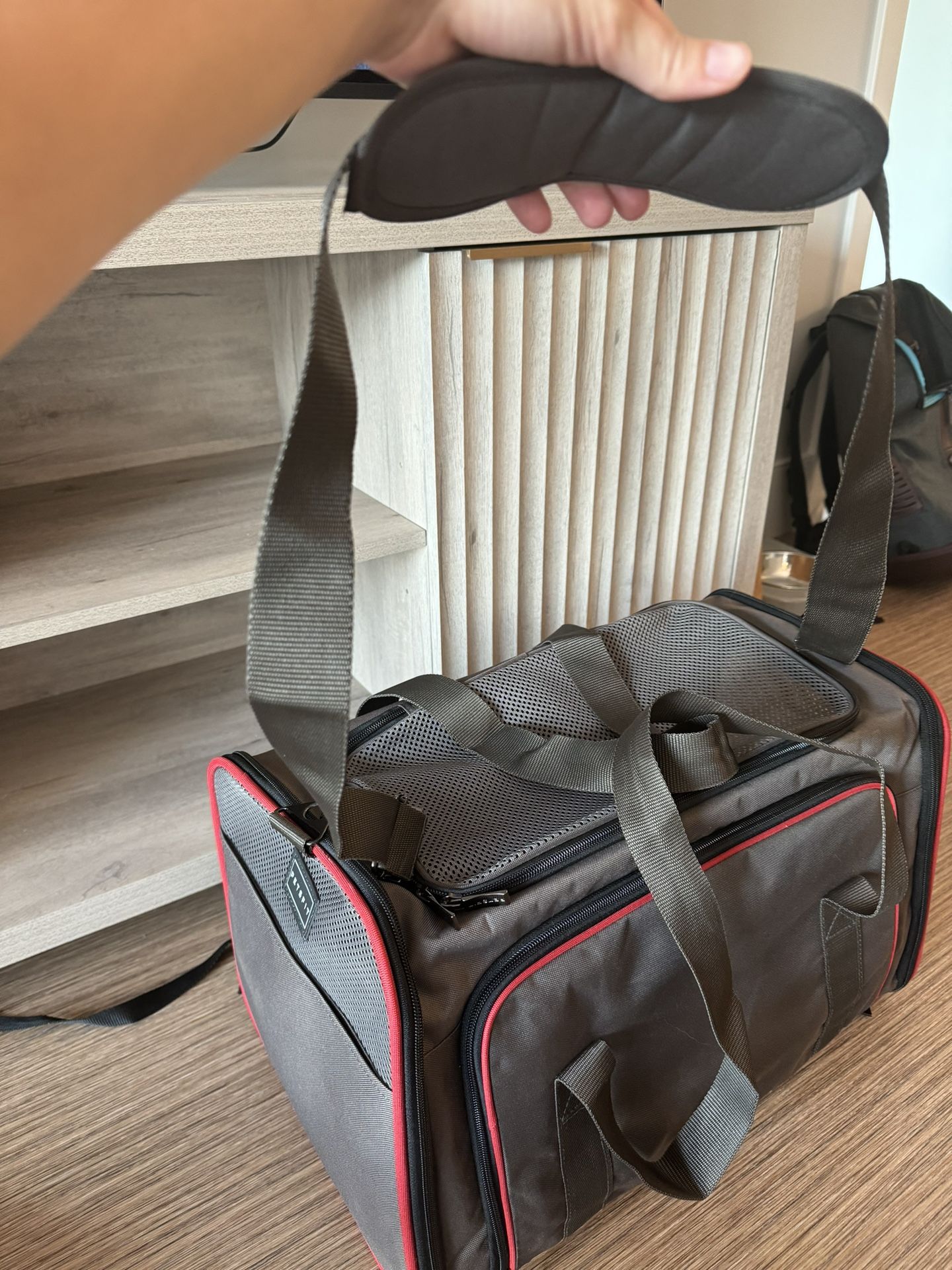 Pet Carrier - 19"L x 12"W x 12"H, 18lb