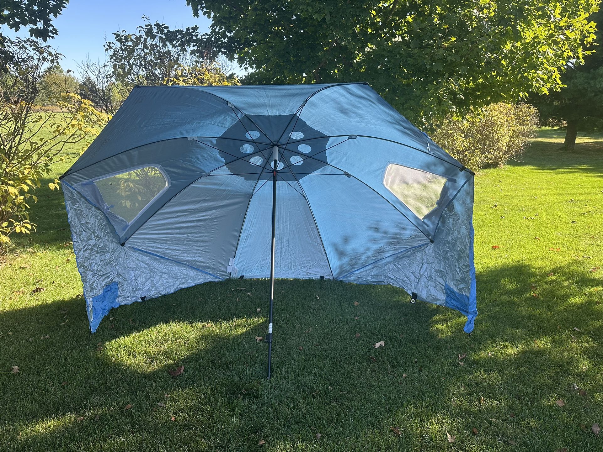 Sportbrella Tent