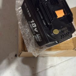 Makina Battery ( New) 