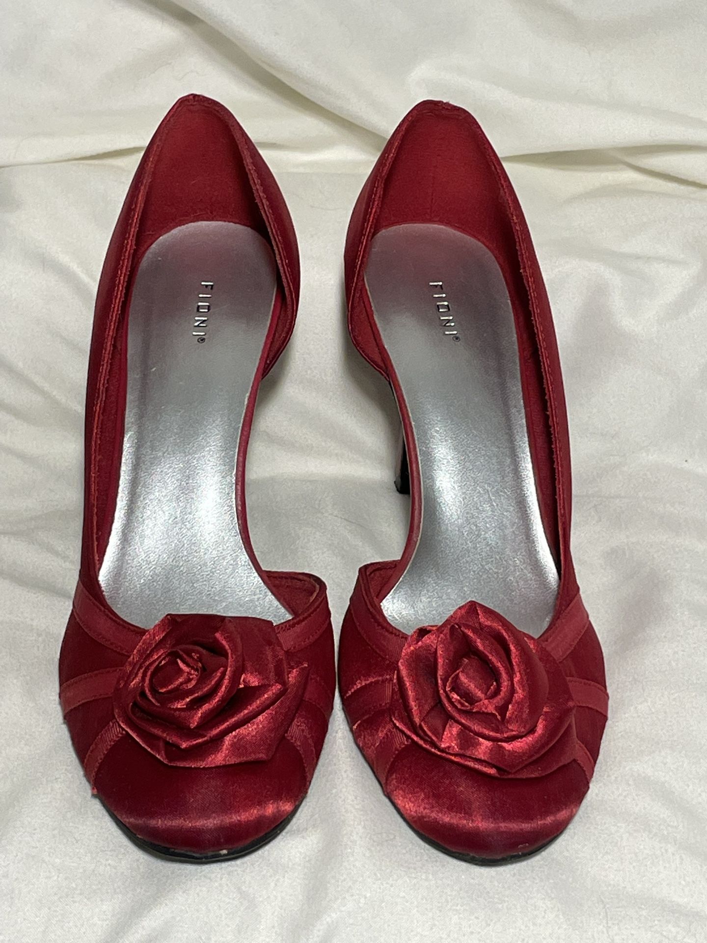 Fioni Shoes Women’s Size 7.5