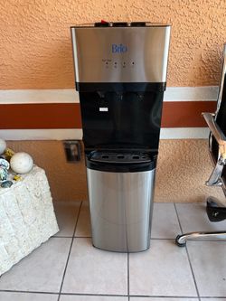 Unit for cold, room-temperature, and hot water; it works very well and is very clean, and it comes with its own empty bottle for refilling.