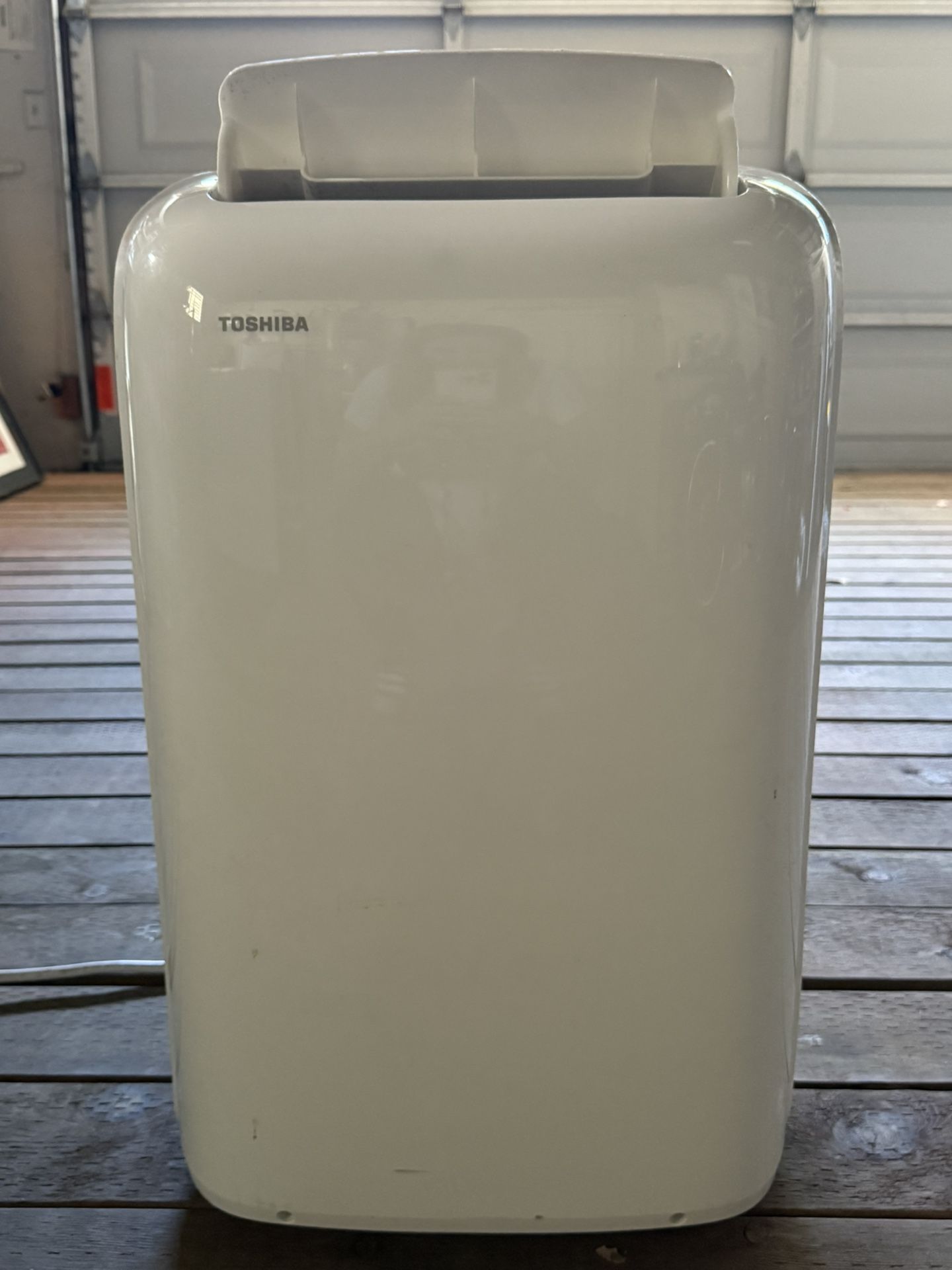 Portable Toshiba AC unit For $200