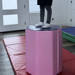 LIKE NEW!! Gymnastics Octagon Mat 24"x26" Skill Shape Tumbling Backbend Trainer Exercise Mat for Preschool Kids Gym Cheerleading, Martial Art