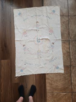 vintage hand sewn baby quilt.  3x4 ft