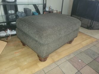 Ottoman - grey/sand color