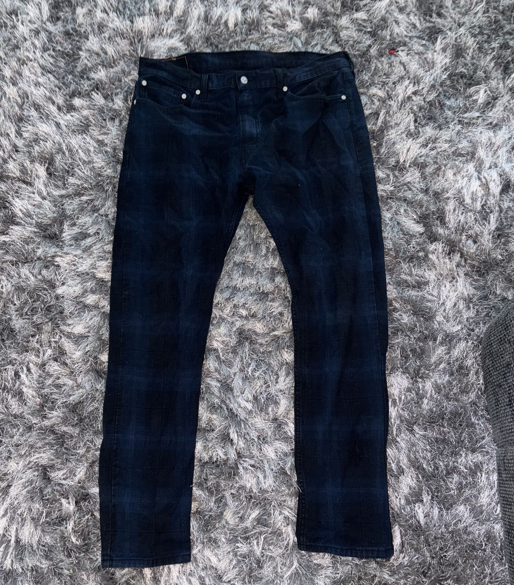 Levi’s Plaid Blue/Black Jeans