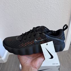 Nike Mind 002 Black Chrome Hyper Crimson Size 11