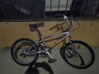 Gt