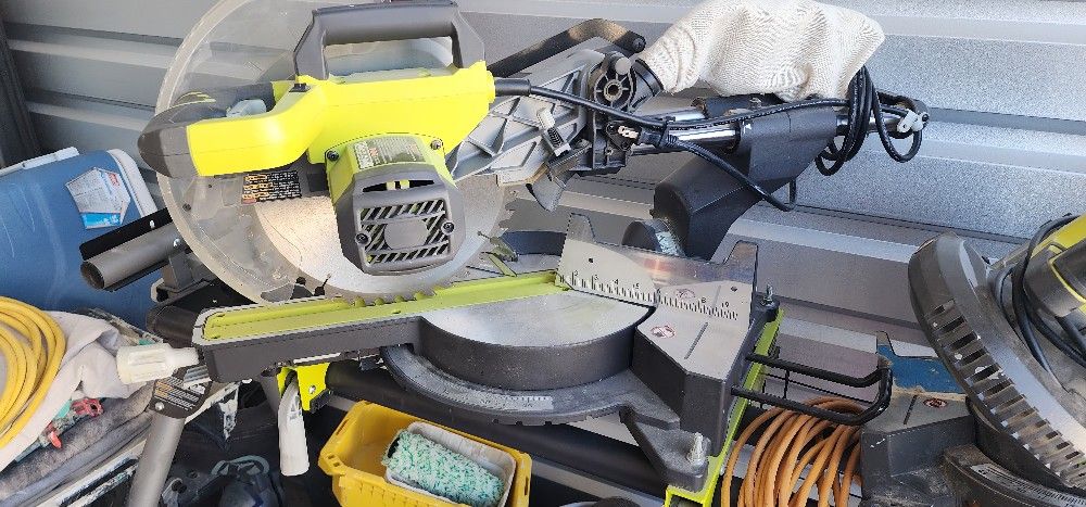 Ryobi Cierra 12inc