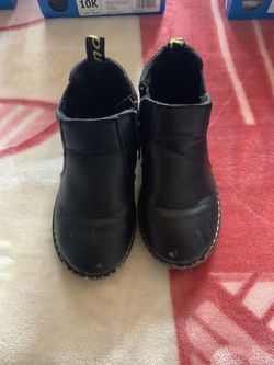 Leather boots size 10 toddler