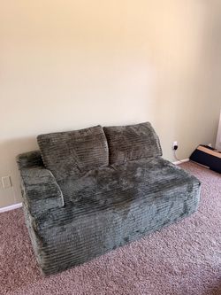 Loveseat (boneless couch) FREE NEW
