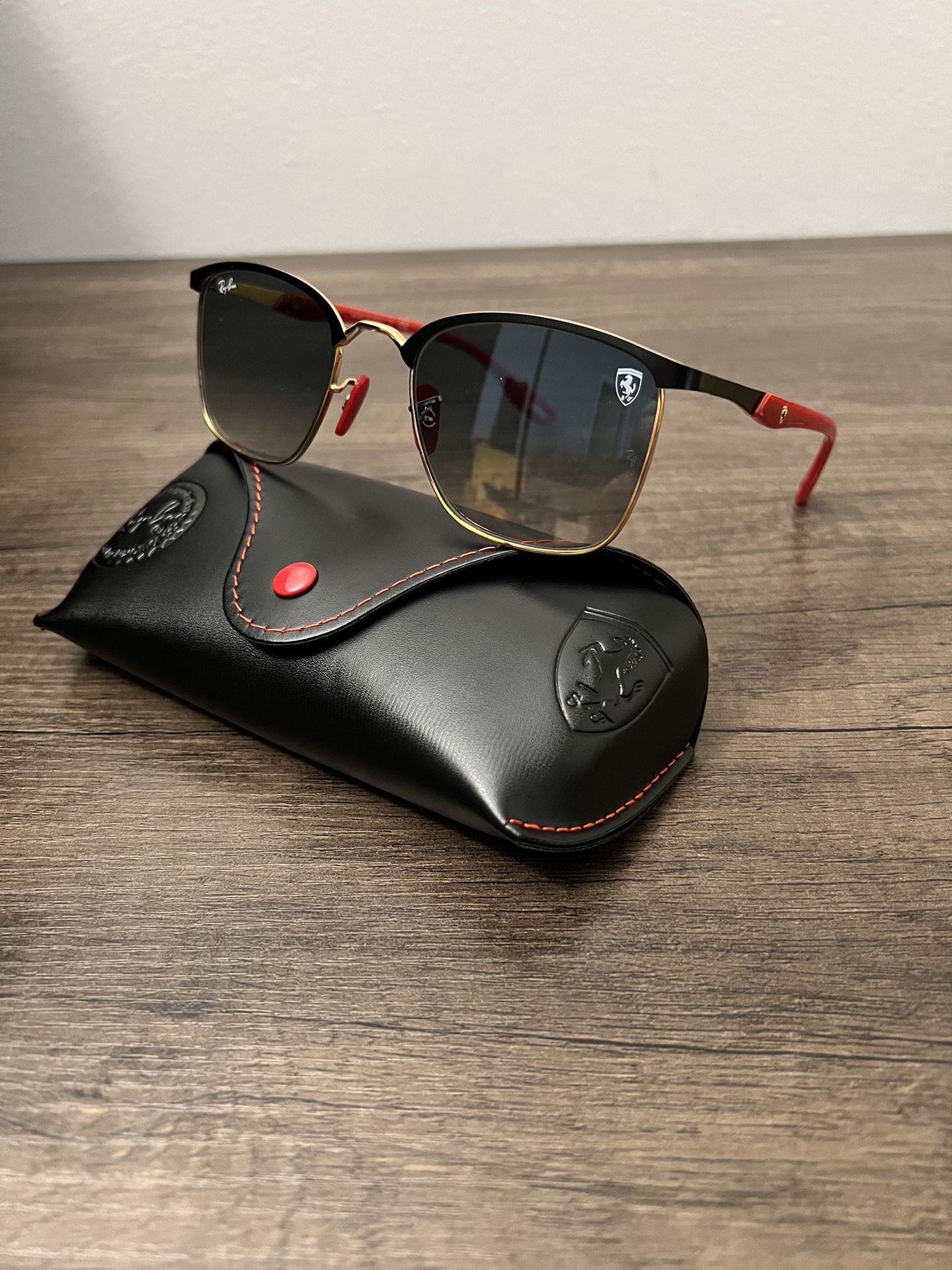 NEW Polarized RayBan Sunglasses with Original Ray Ban Packaging