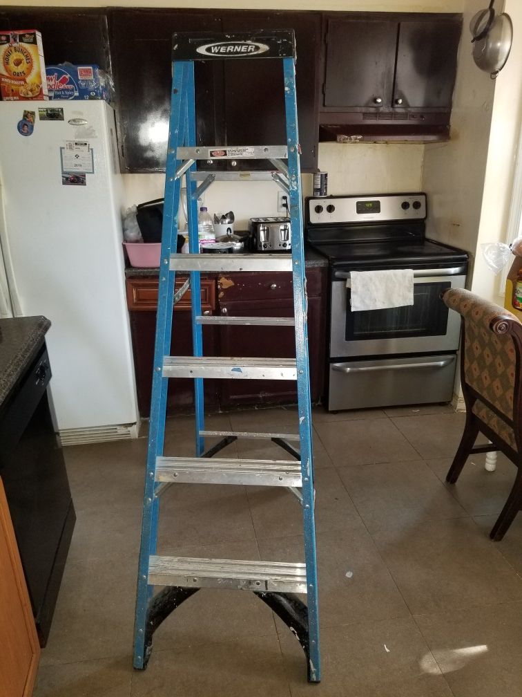 I am selling this 6 foot ladder in perfect condition with little use interested only.
