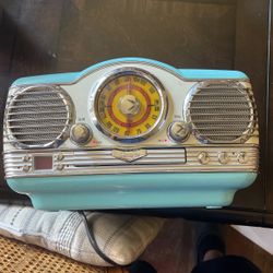 Memorex-MTT3200-TABLE-TOP-FM-AM-Radio-CD-PLAYER-Turquoise-RETRO-50s-diner style