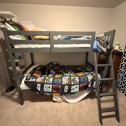 Bunk beds With Mattresses 