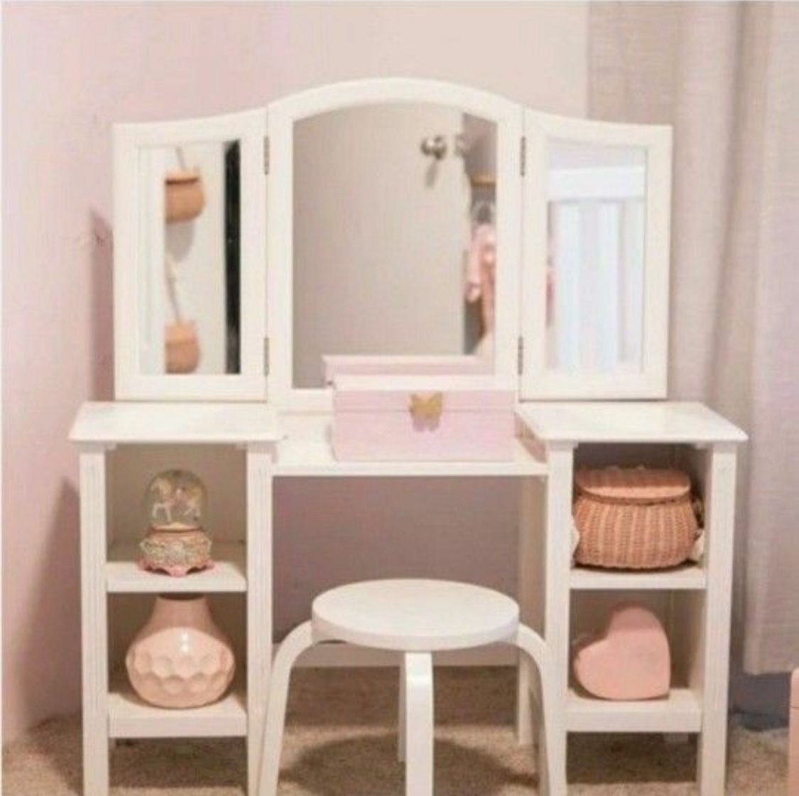 Pottery Barn Kids Madeline White Play Vanity Table With Mirror And Stool