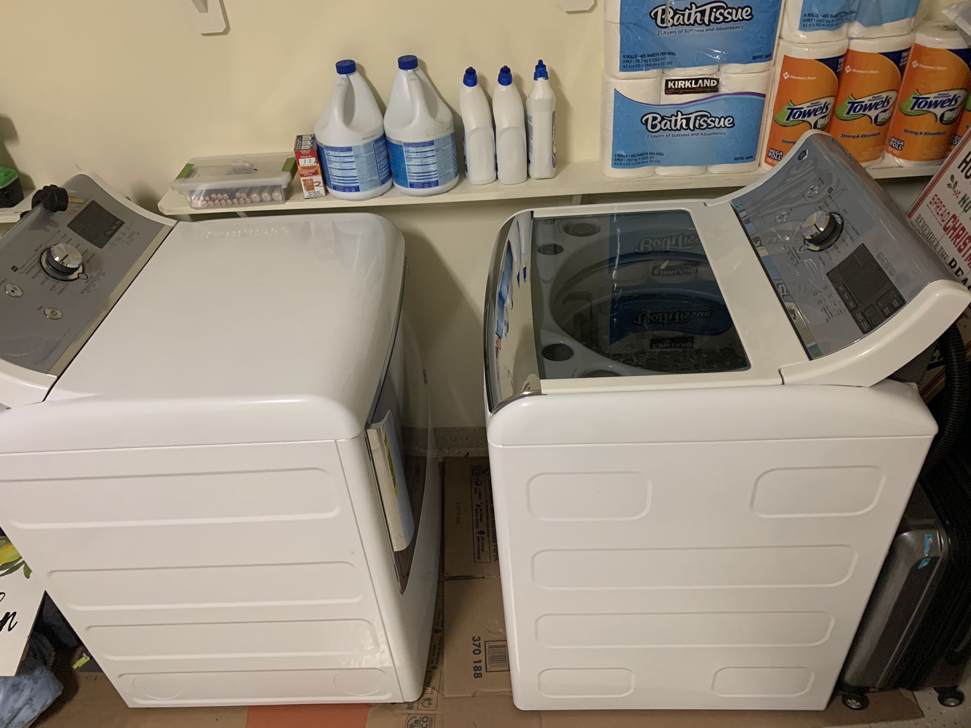 GE Washer and Dryer (Brand New)