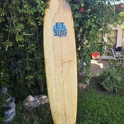 CLASSIC SURFBOARD