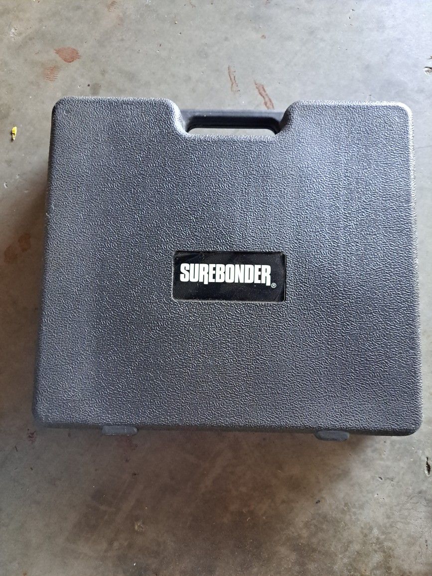 2 SUREBONDER PNEUMATIC STAPLER MODEL 8625.