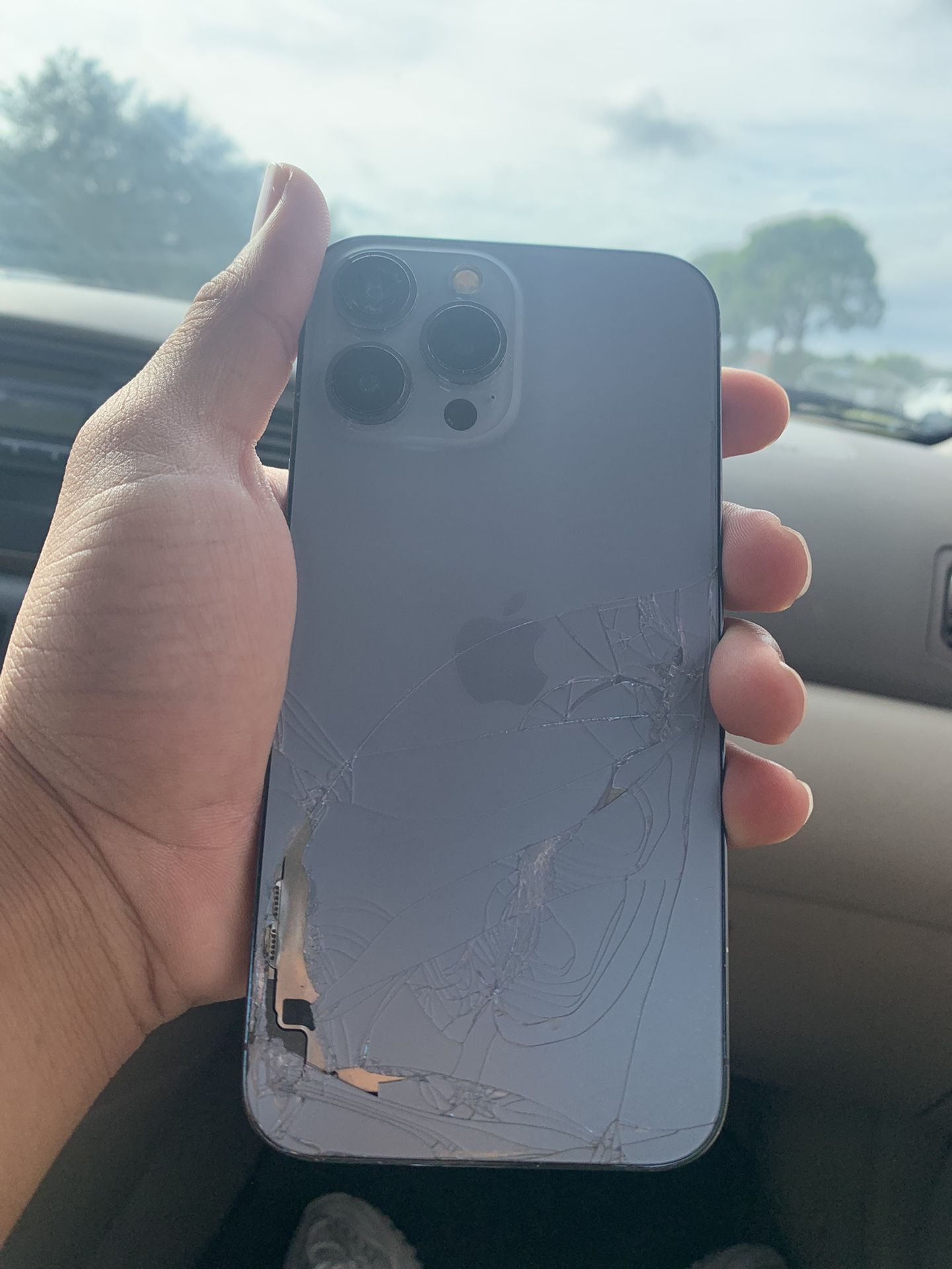 iPHONE 13 PRO MAX T-MOBILE