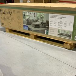 Aiden & Ivy Fabric 6 Pc. Modular Sectional $1300